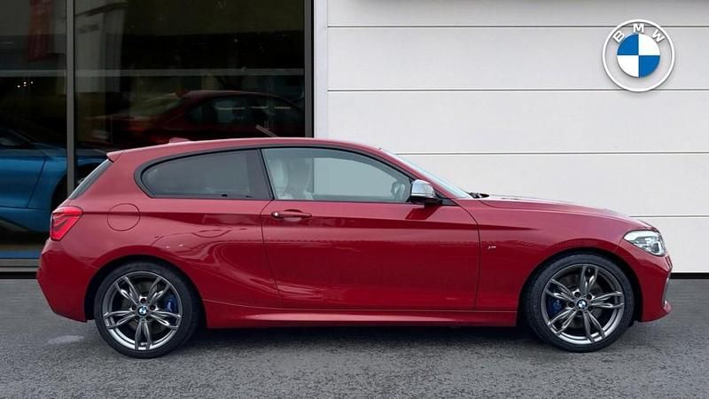 Used BMW M140 M Sport 335 HP (246 kW) 2017 Red Hatchback