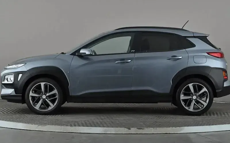 Używany Hyundai Kona Edition 120 KM (88 kW) 2019 Srebrny SUV