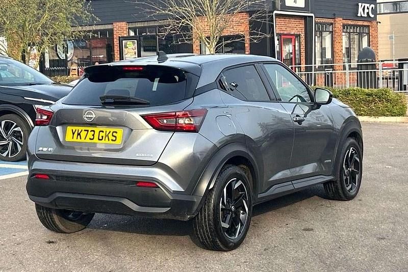 Used Nissan Juke N-Connecta 143 HP (105 kW) 2023 Grey SUV