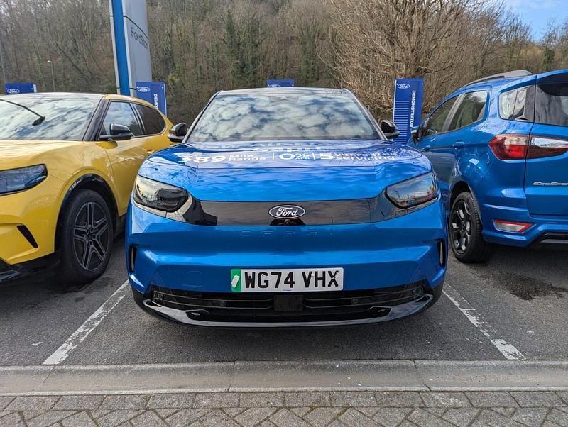 Blue Used 2024 Ford Capri Premium SUV | £32,900 (Fair price) - Image 1/4