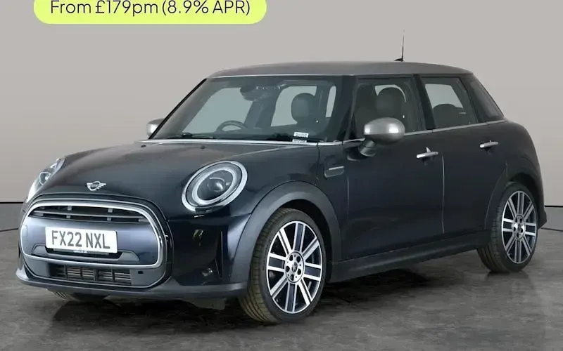 Used Mini Cooper Exclusive 136 HP (100 kW) 2022 Hatchback