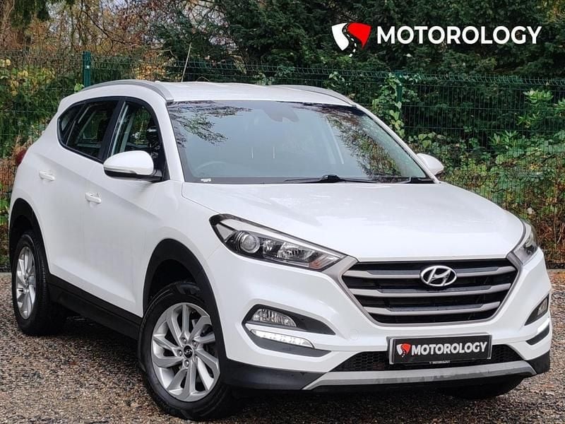 White Used 2018 Hyundai Tucson SE SUV | £8,250 (Good price) - Image 1/4