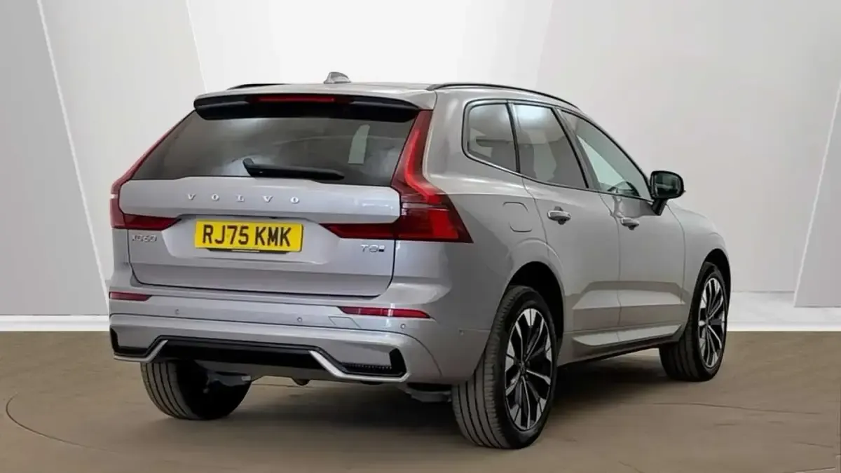 Used Volvo XC60 Ultra 449 HP (330 kW) 2025 Silver SUV
