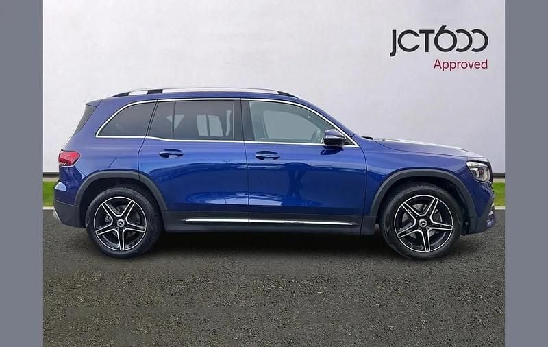 Used Mercedes GLB200 Executive 161 HP (118 kW) 2023 Blue SUV