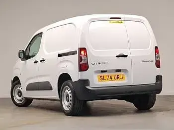Used Citroën Berlingo 100 HP (73 kW) 2024 White MPV