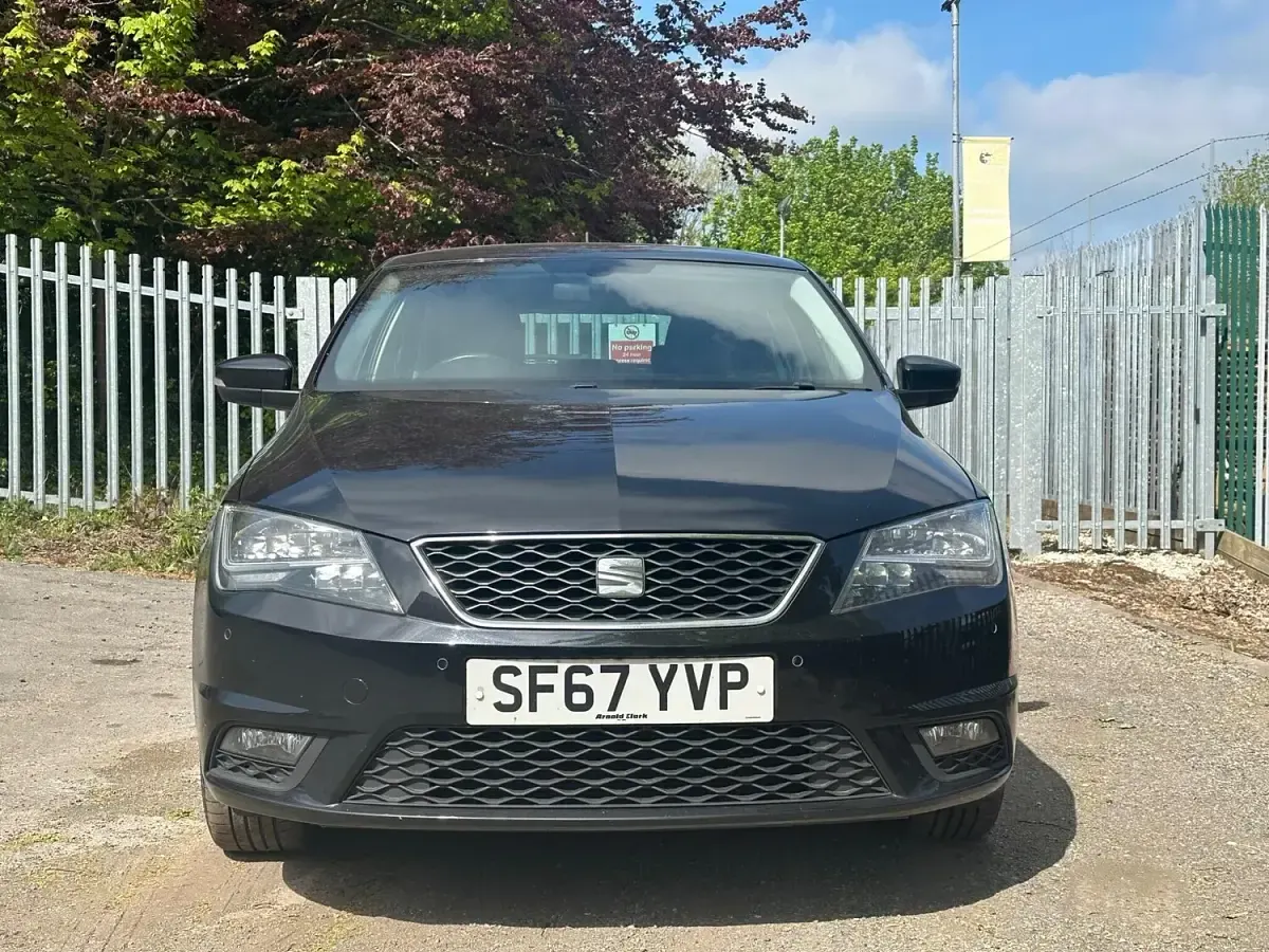 Used Seat Toledo XCELLENCE 110 HP (80 kW) 2017 Black Hatchback