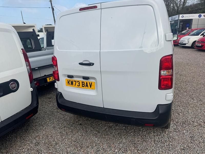 Used Citroën Dispatch 2023 White MPV