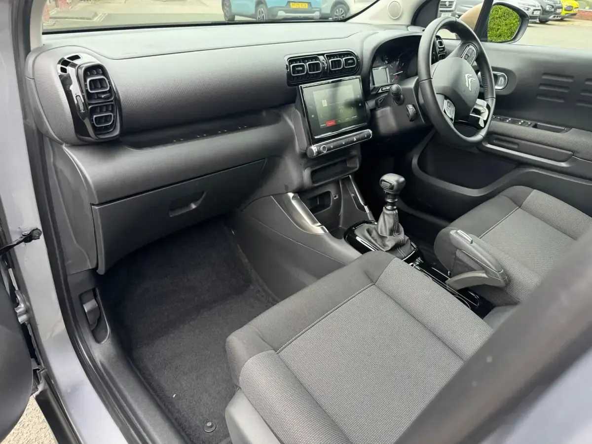 Usado Citroën C3 Aircross PureTech 110 HP (80 kW) 2023 Cinzento SUV