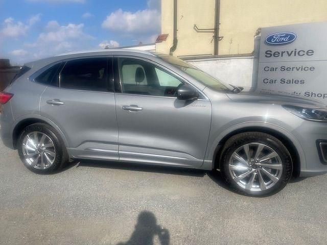 Used Ford Kuga Vignale 225 HP (165 kW) 2022 Silver SUV