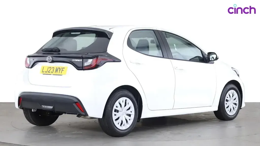 Used Mazda 2 116 HP (85 kW) 2023 White Hatchback