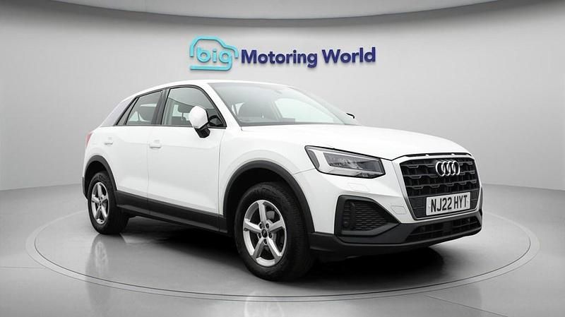 Used Audi Q2 110 HP (80 kW) 2022 White SUV