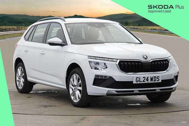 White Used 2024 Skoda Kamiq SE SUV | £17,900 (Fair price) - Image 1/4