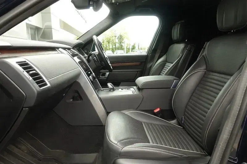 Used Land Rover Discovery HSE Dynamic 2022 Blue SUV