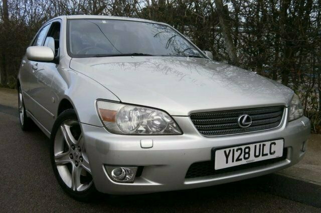 Used 2001 Lexus IS200 Sedan | £1,584 - Image 1/4