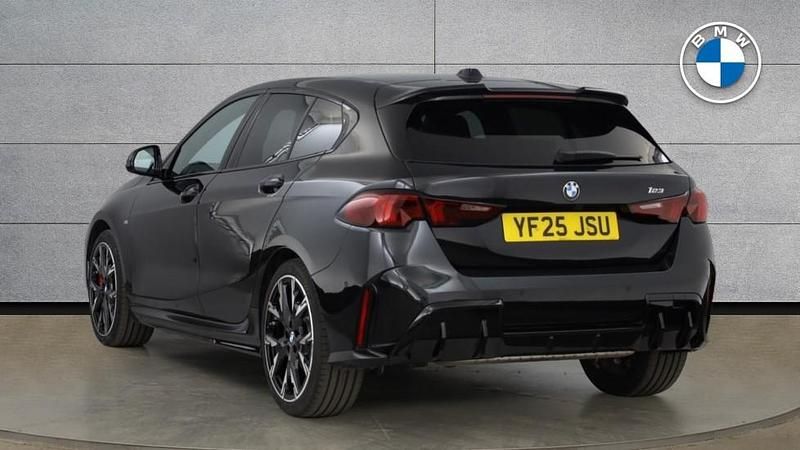 Used BMW 123 M Sport 215 HP (158 kW) 2025 Black Hatchback