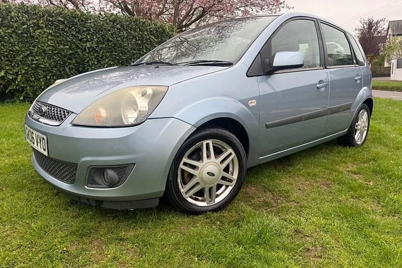 Used Ford Fiesta Ghia 100 HP (73 kW) 2006 Blue Hatchback