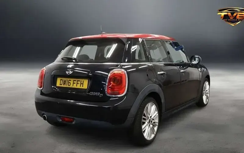 Used Mini Cooper D Hatch 116 HP (85 kW) 2017 Hatchback