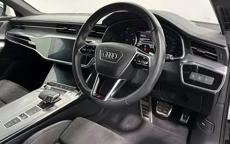 Used Audi A6 S-Line 204 HP (150 kW) 2019 Black Estate