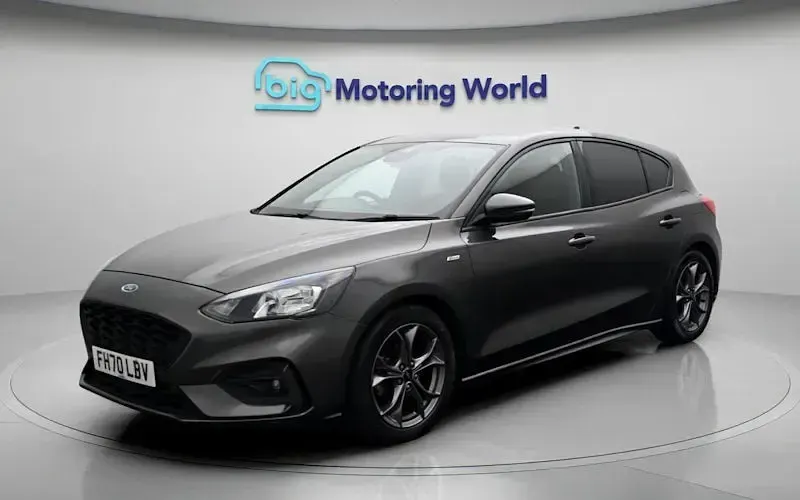 Used Ford Focus ST-Line 120 HP (88 kW) 2021 Grey Hatchback