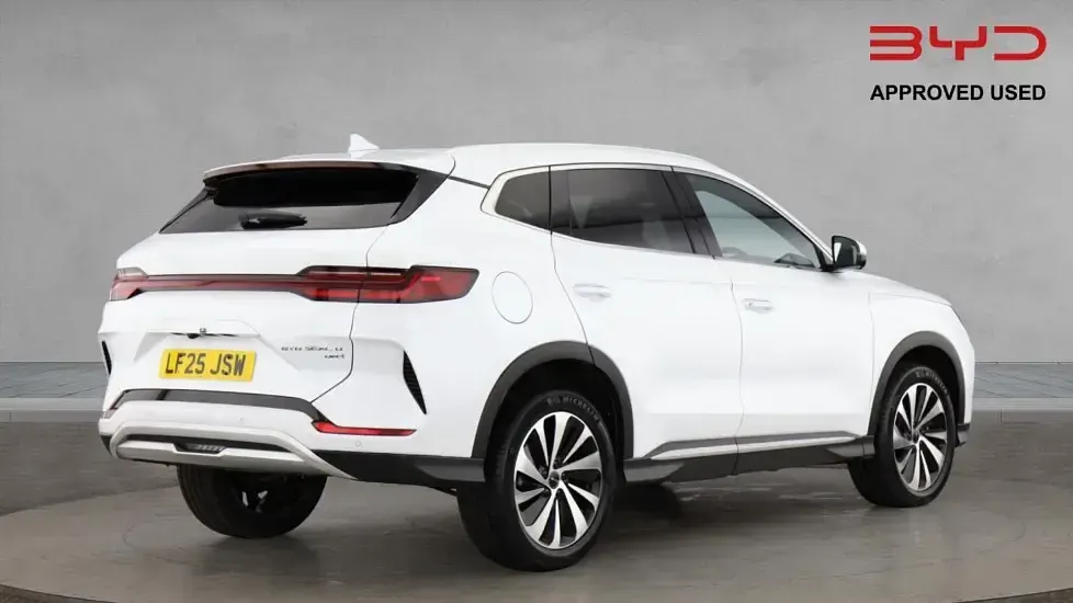 Used BYD Seal U Boost 218 HP (160 kW) 2025 White SUV