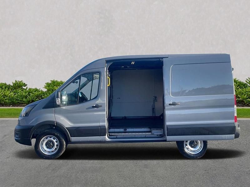 Used Ford E-Transit 67 kW (92 HP) 2025 Grey Van