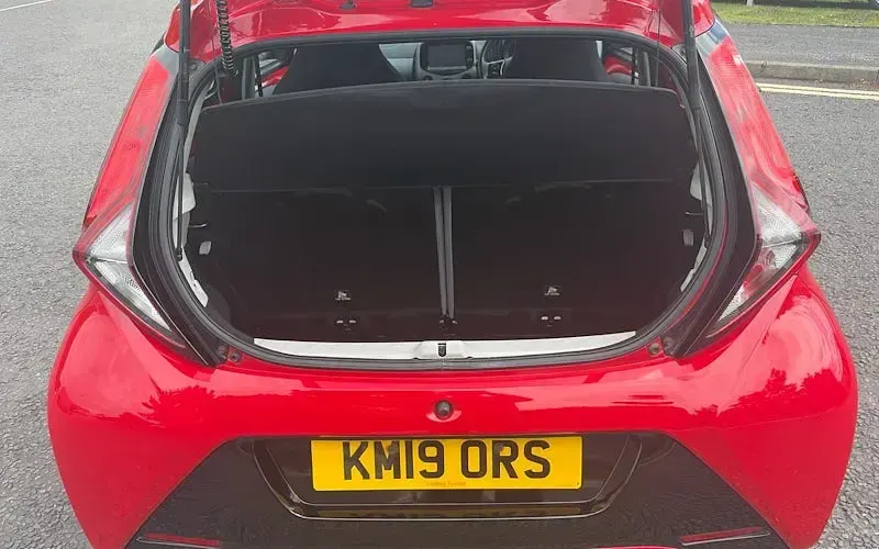 Used Toyota Aygo X-play 72 HP (52 kW) 2020 Hatchback