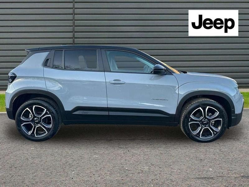 Used Jeep Avenger Summit 100 HP (73 kW) 2025 Other SUV