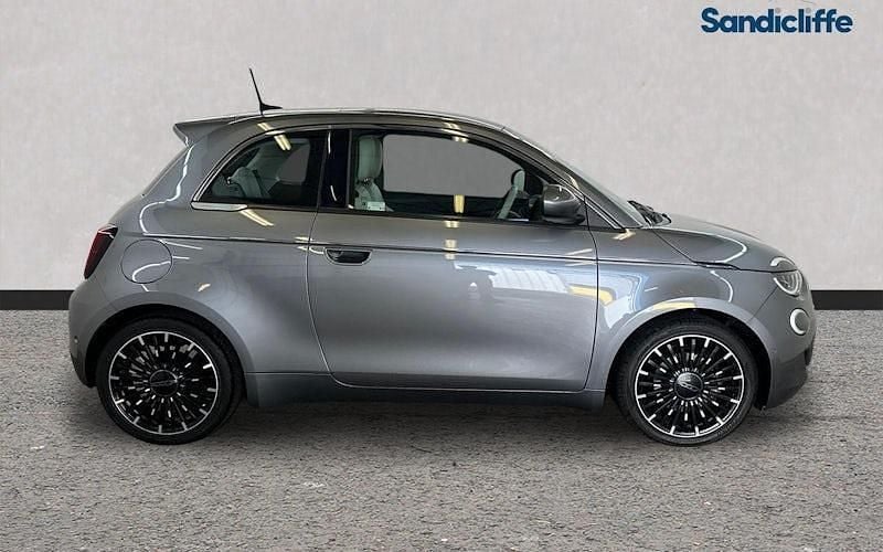 Used Fiat 500e La Prima 86 kW (118 HP) 2026 Hatchback