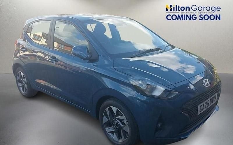 Blue New 2025 Hyundai i10 Advanced Hatchback | £14,650 (Good price) - Image 1/1