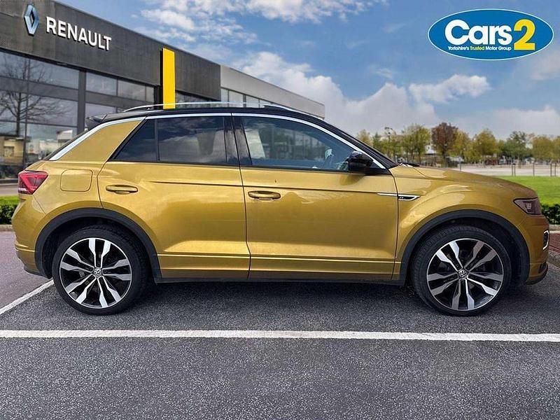 Used VW T-Roc R-line 147 HP (108 kW) 2018 Yellow SUV