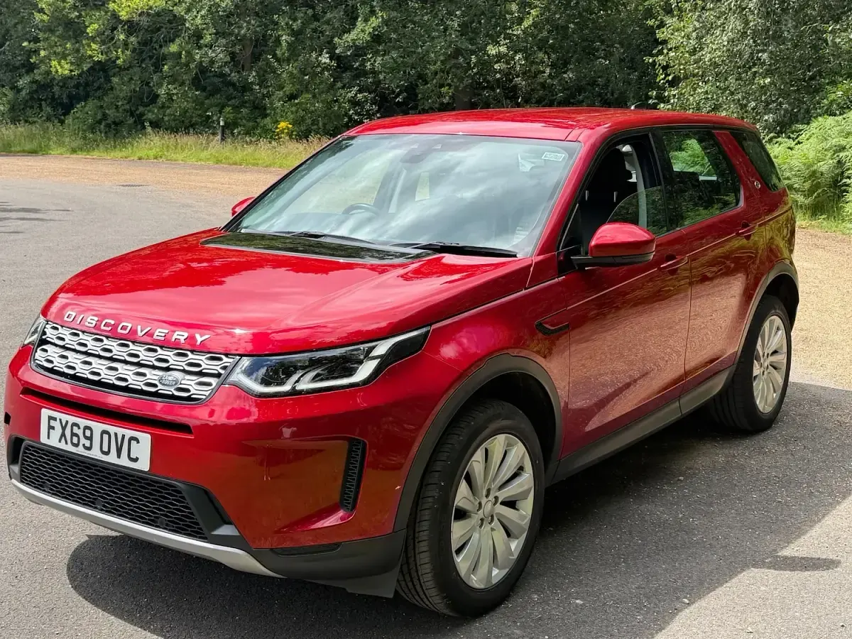 Used Land Rover Discovery 5 SE 2019 Red SUV