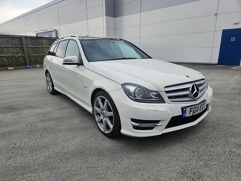 White Used 2011 Mercedes C220 Estate | £5,490 (Fair price) - Image 1/4