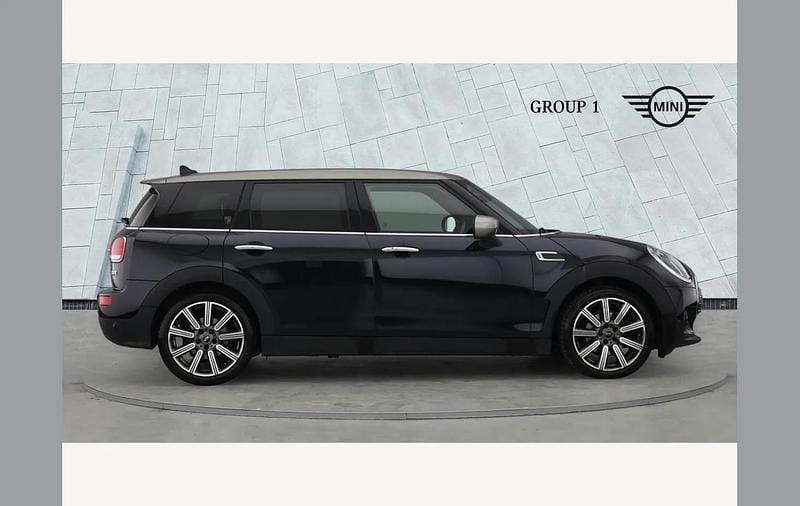 Used Mini Cooper Clubman Exclusive 136 HP (100 kW) 2022 Black Estate