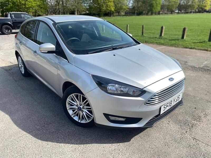 Used Ford Focus Zetec 2018 Silver Hatchback