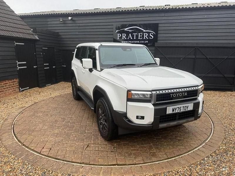 New Toyota Land Cruiser 201 HP (147 kW) 2025 White