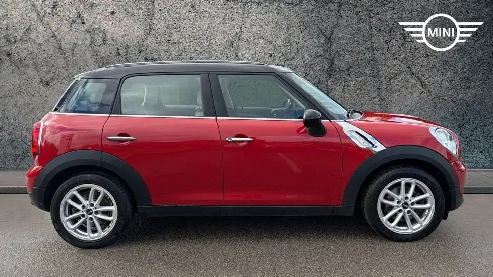 Usado Mini Cooper Countryman 120 CV (88 kW) 2016 Rojo SUV