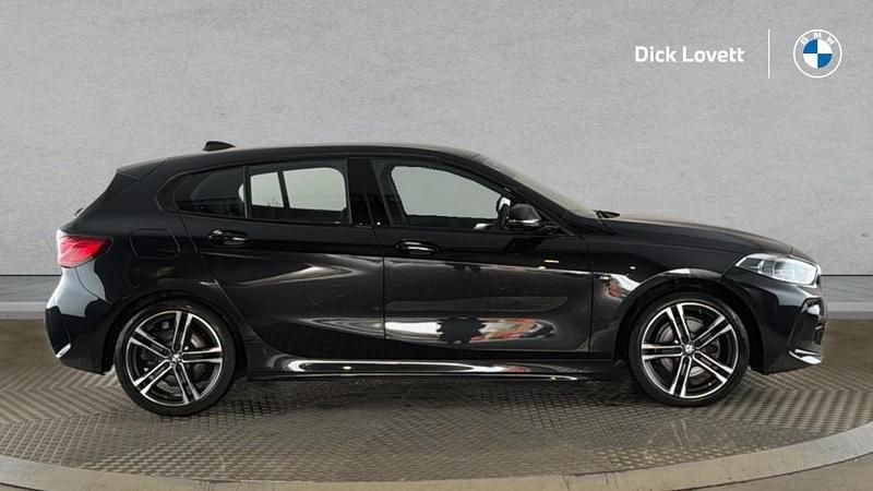 Used BMW 118 M Sport 138 HP (101 kW) 2019 Black Hatchback