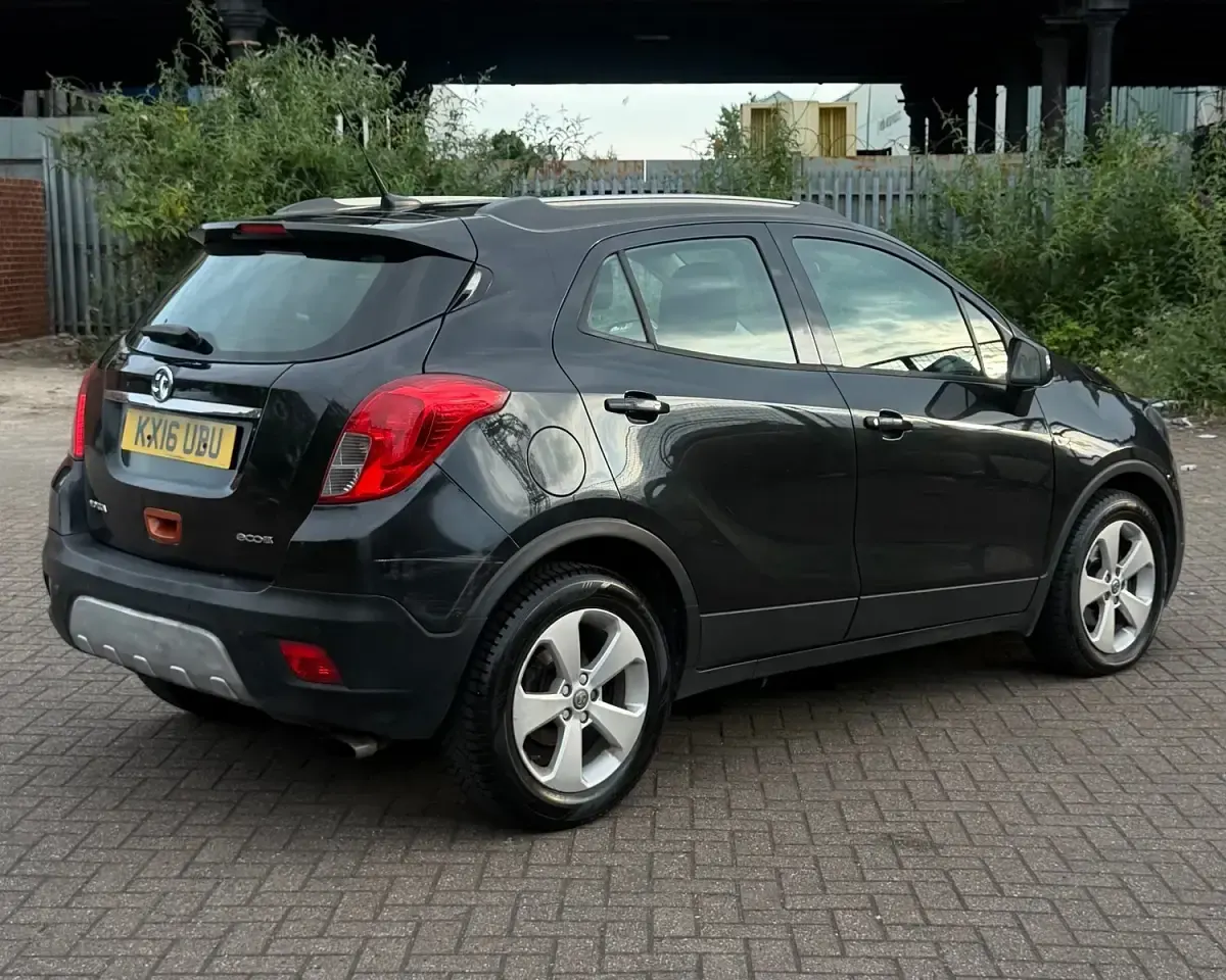 Used Vauxhall Mokka 134 HP (98 kW) 2016 Black SUV