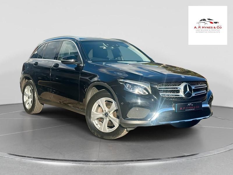 Black Used 2017 Mercedes GLC220 SUV | £17,940 (Fair price) - Image 1/3