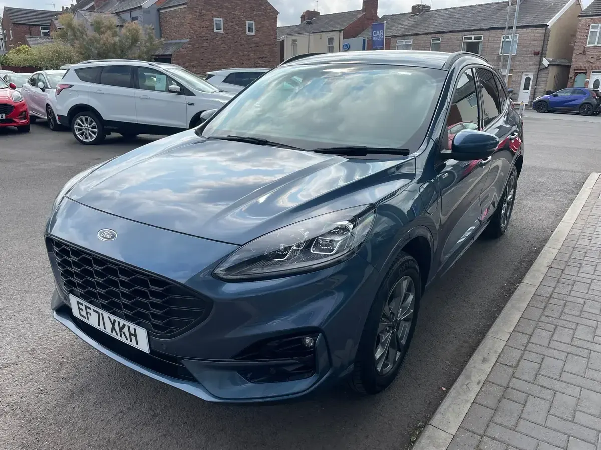 Used Ford Kuga ST-Line 225 HP (165 kW) 2022 Blue SUV
