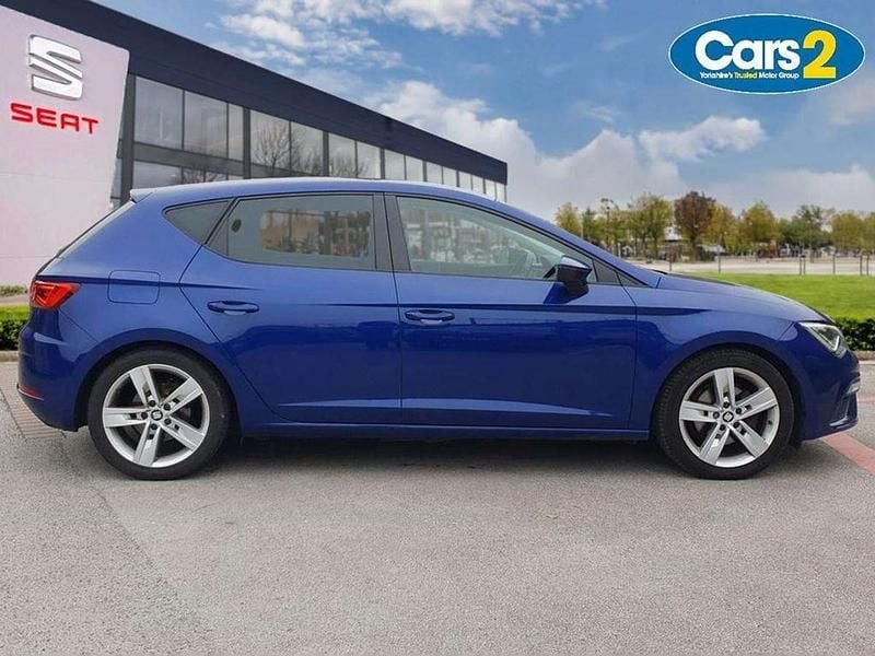 Used Seat Leon FR 147 HP (108 kW) 2019 Blue Hatchback