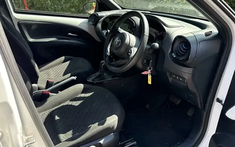 Used Toyota Aygo X 72 HP (52 kW) 2023 White SUV