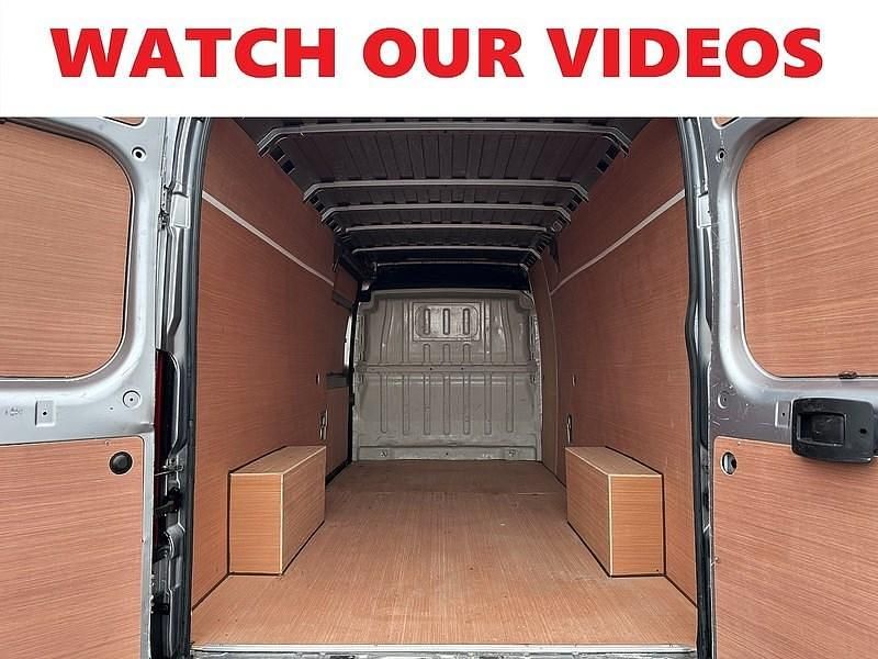 Used Citroën Relay 140 HP (102 kW) 2020 Grey Van