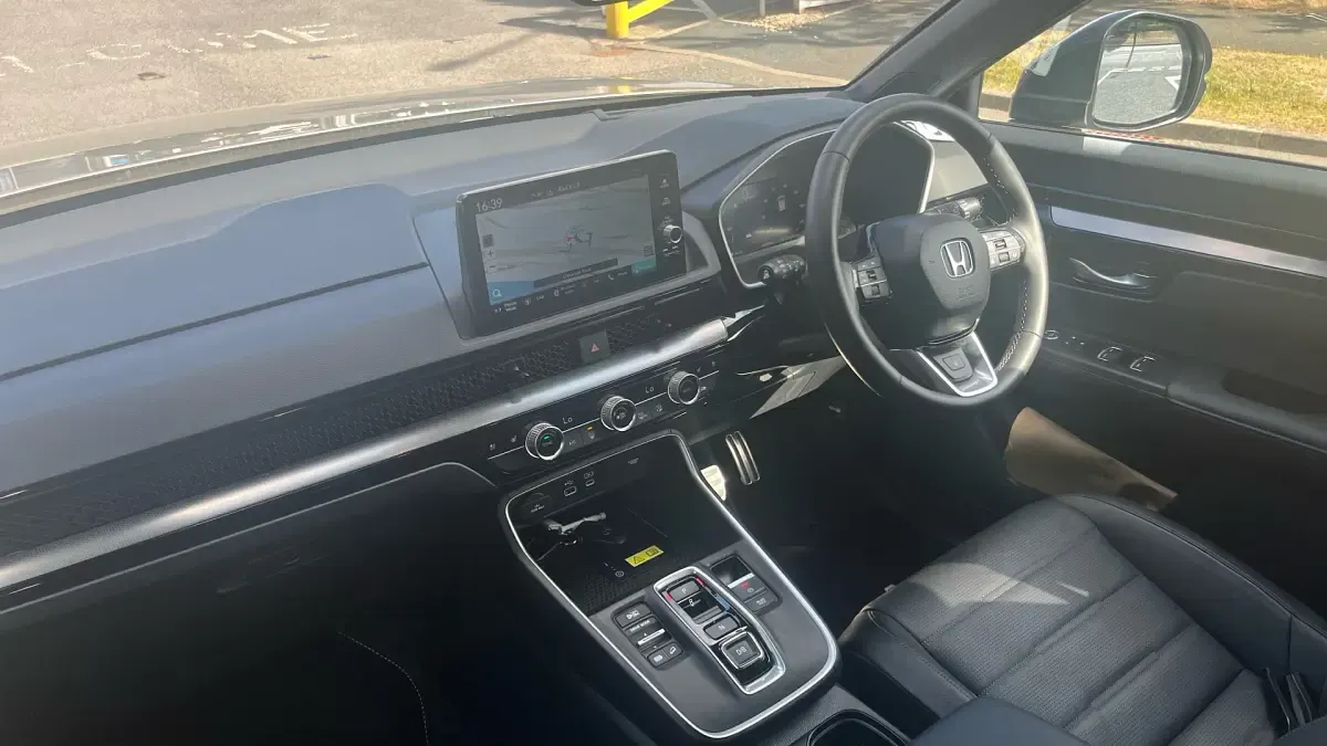 Used Honda CR-V Advance 184 HP (135 kW) 2024 Gold SUV