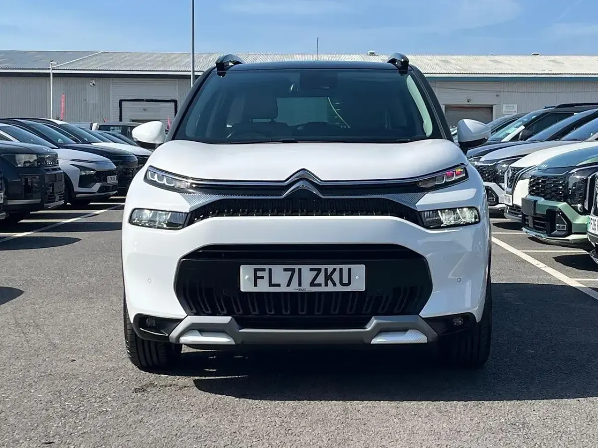 Used Citroën C3 Aircross PureTech 130 HP (95 kW) 2021 White SUV
