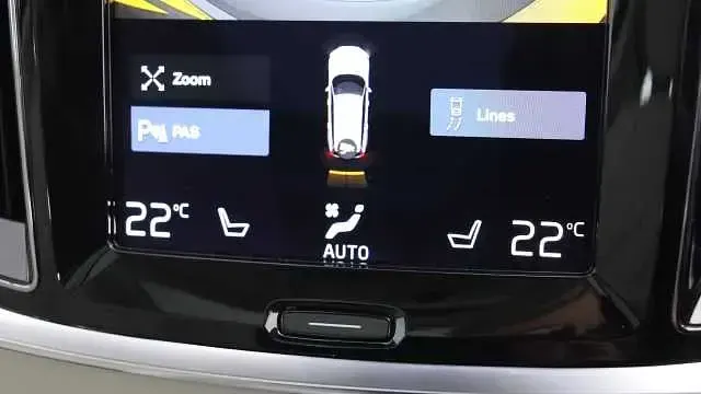 Used Volvo V60 CC 250 HP (183 kW) 2022 Estate