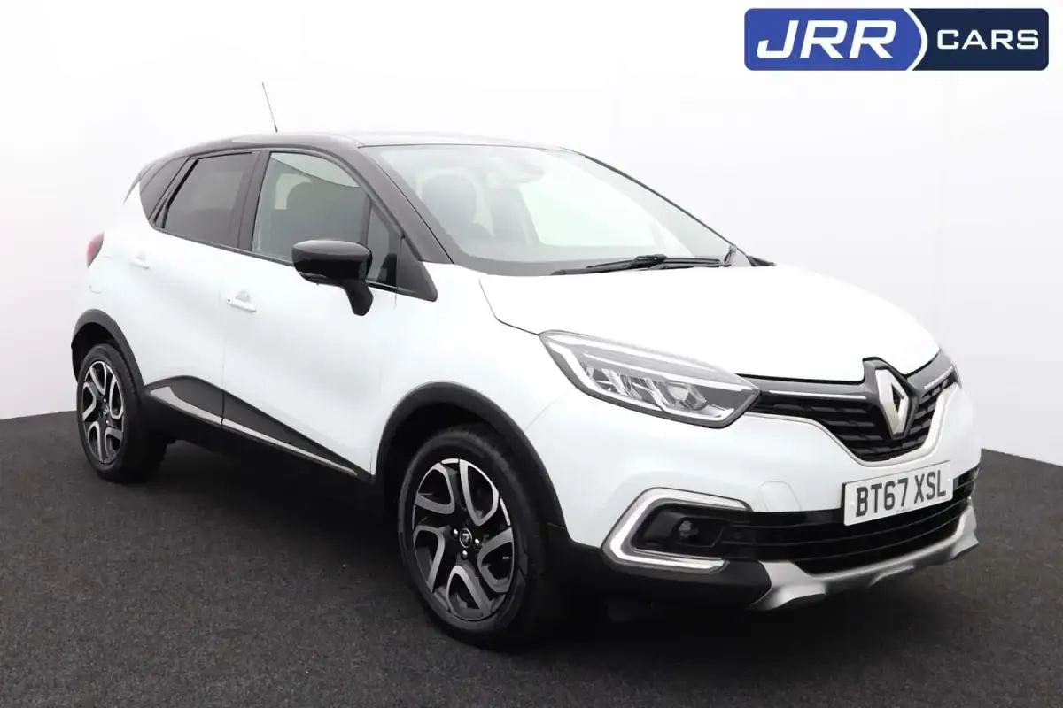 Second-hand Renault Captur Dynamique 120 CP (88 kW) 2017 Alb SUV