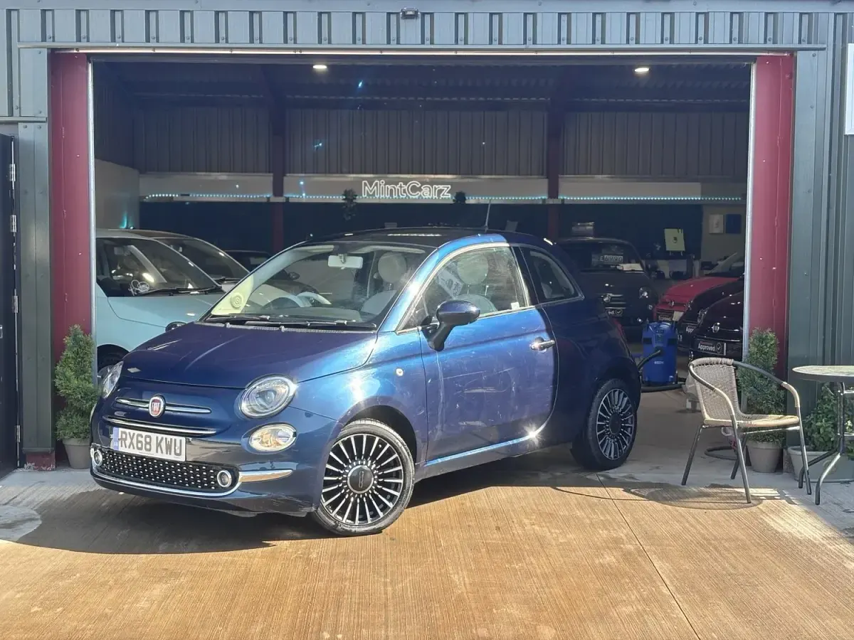 Used Fiat 500 Lounge 69 HP (50 kW) 2018 Blue Hatchback