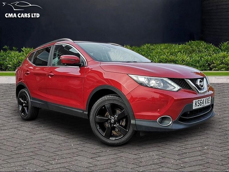 Red Used 2015 Nissan Qashqai N-TEC SUV | £7,950 (Fair price) - Image 1/4