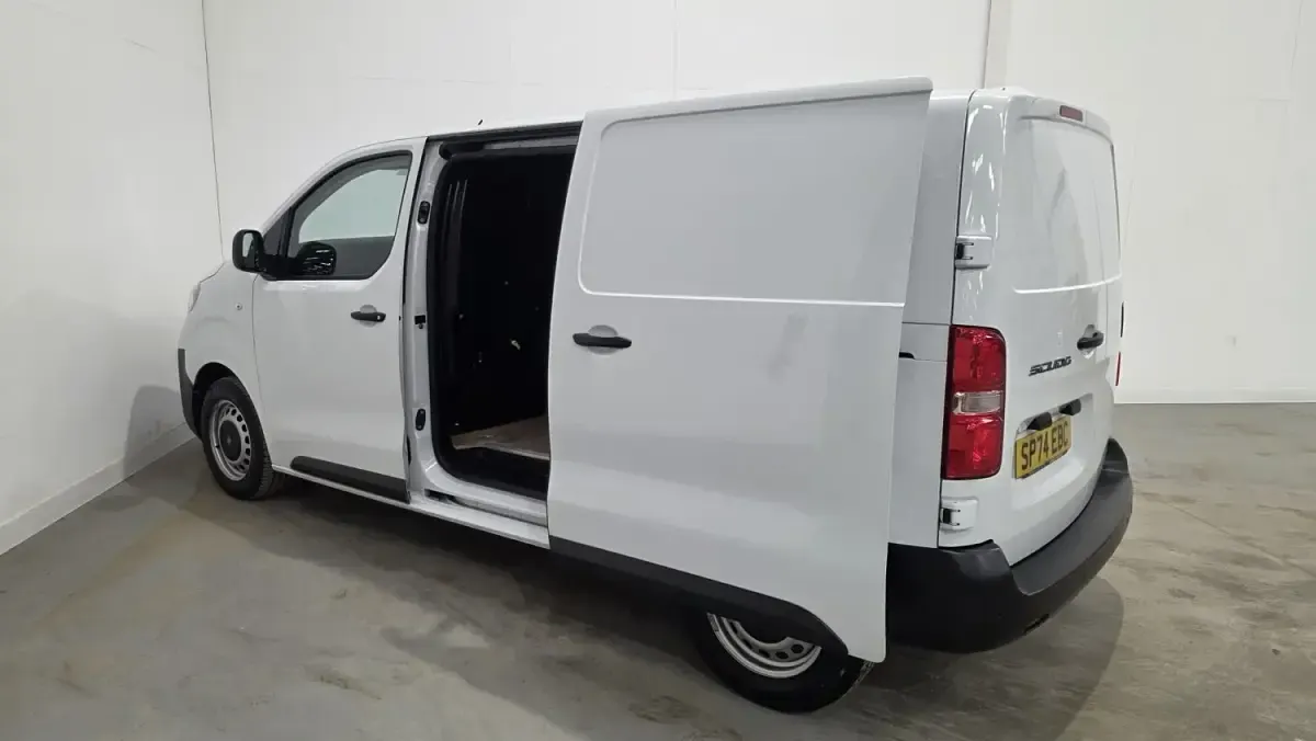 Usado Fiat Scudo 145 CV (106 kW) 2025 Blanco Van